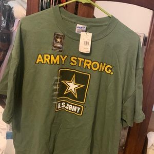 NWT Army Strong 💪 t-shirt 💪 size XL